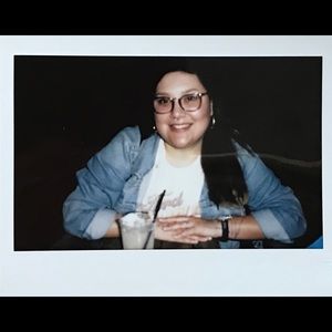 Meet your Posher, Gabriela